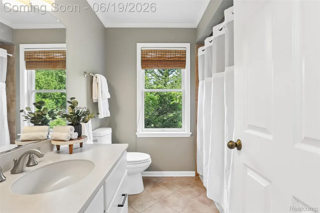 9787 York Woods Drive York Charter Township MI 48176