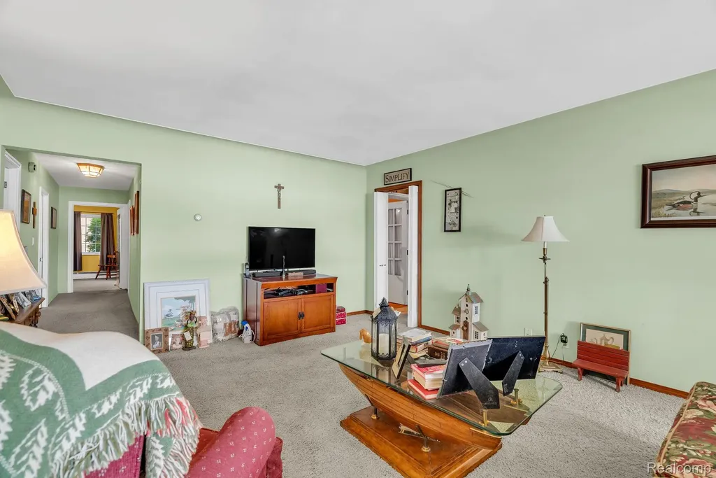 3080 Jackson Boulevard Highland Charter Township MI 48356