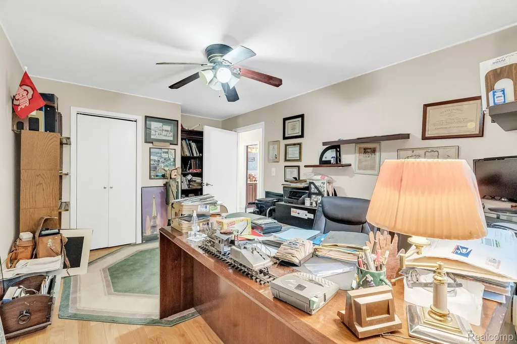 3080 Jackson Boulevard Highland Charter Township MI 48356