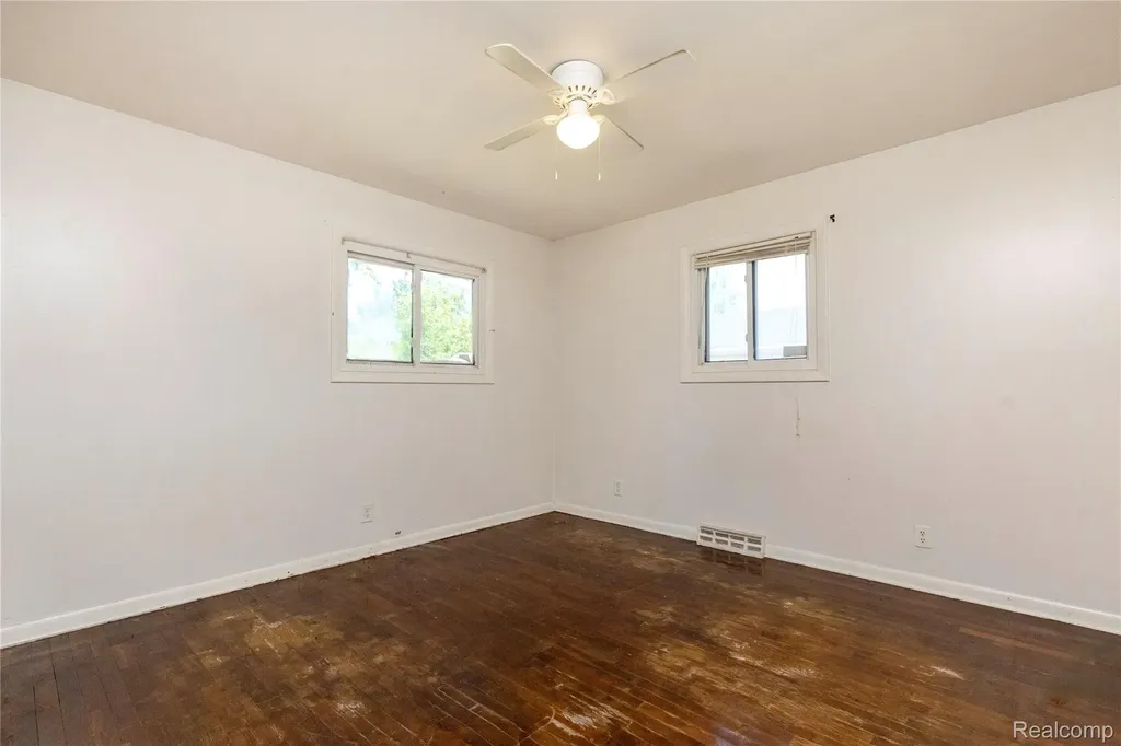 5258 Dixie Highway Bridgeport Charter Township MI 48601