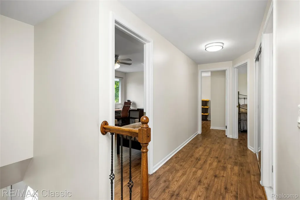 5651 Warrenshire Drive West Bloomfield Charter Township MI 48322