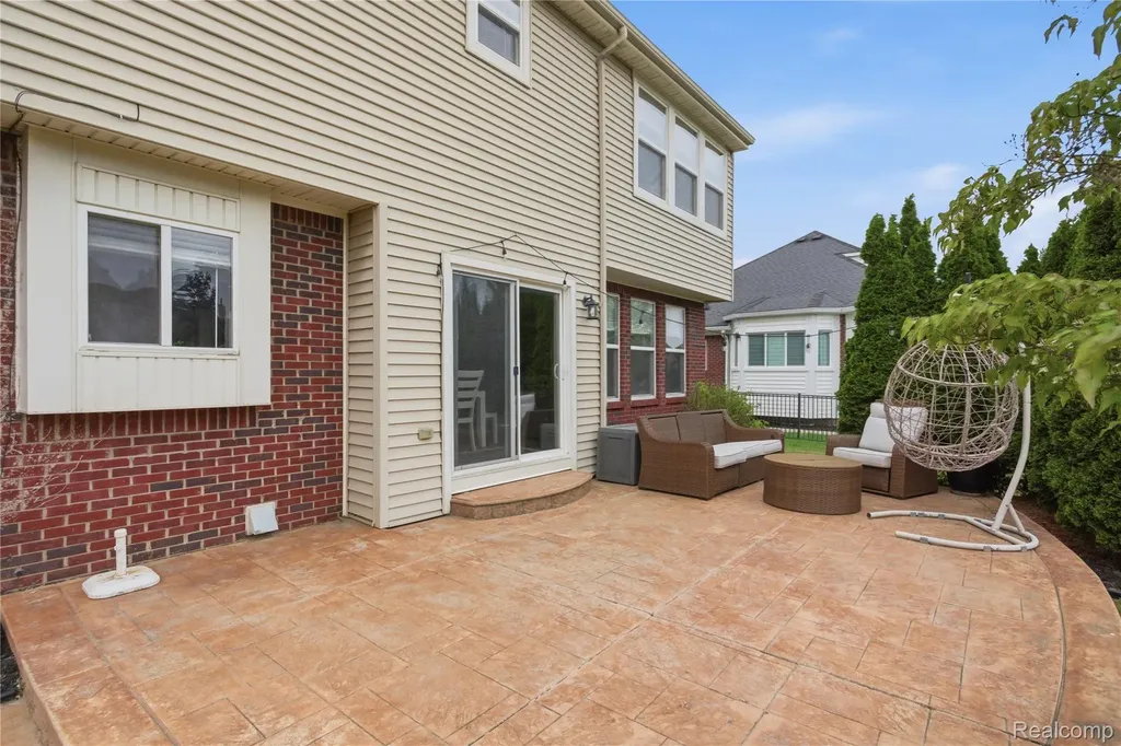 18890 Midway Drive Macomb Township MI 48044