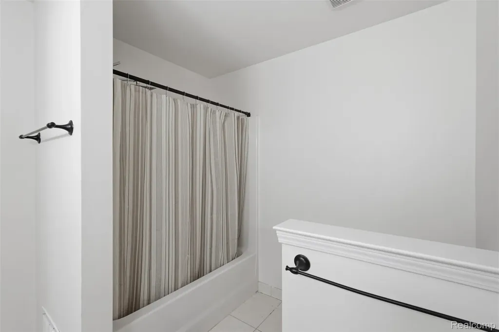 5953 High Point Court Brighton Township MI 48116