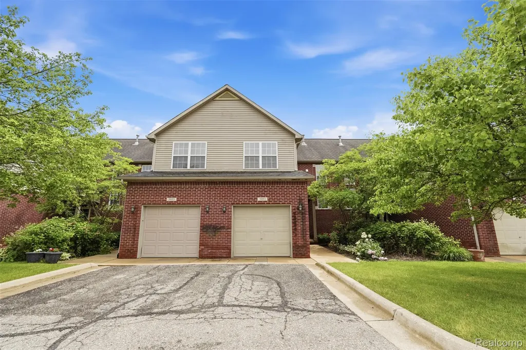 5953 High Point Court Brighton Township MI 48116
