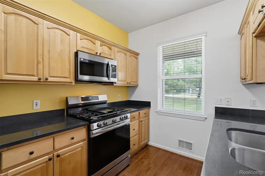 5953 High Point Court Brighton Township MI 48116