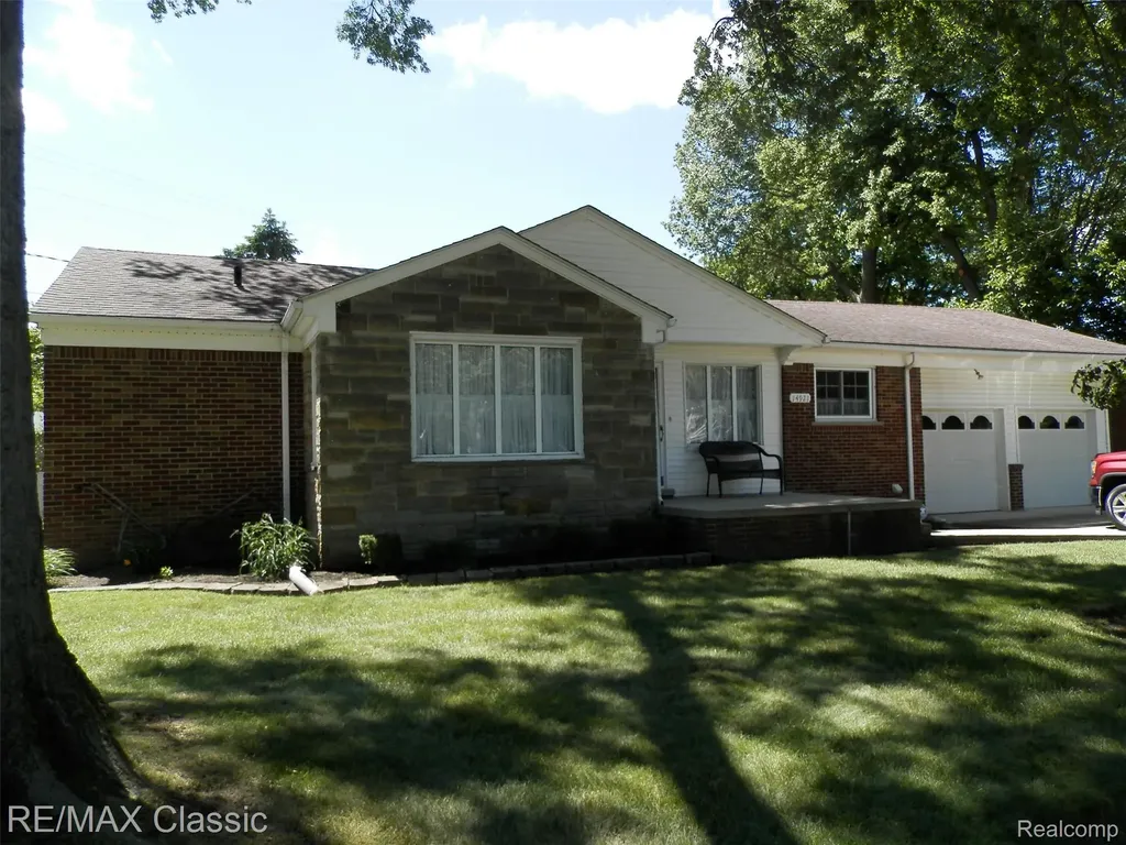 14921 Delaware Avenue Redford Charter Township MI 48239