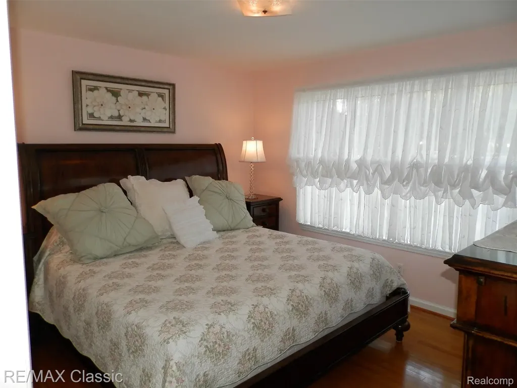 14921 Delaware Avenue Redford Charter Township MI 48239