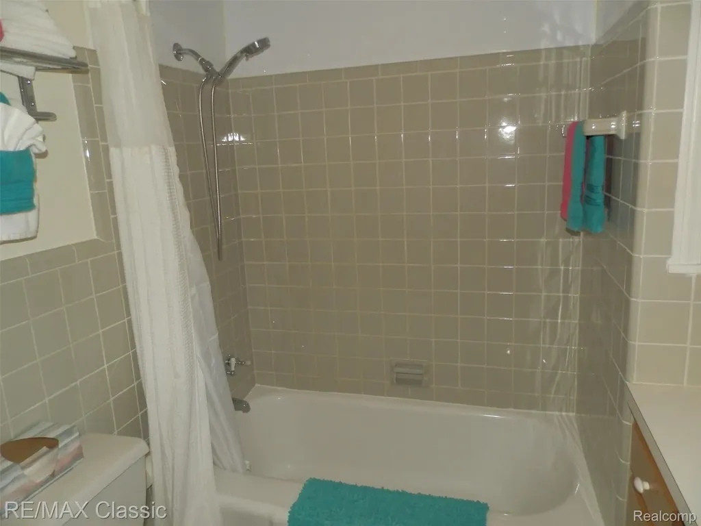 14921 Delaware Avenue Redford Charter Township MI 48239