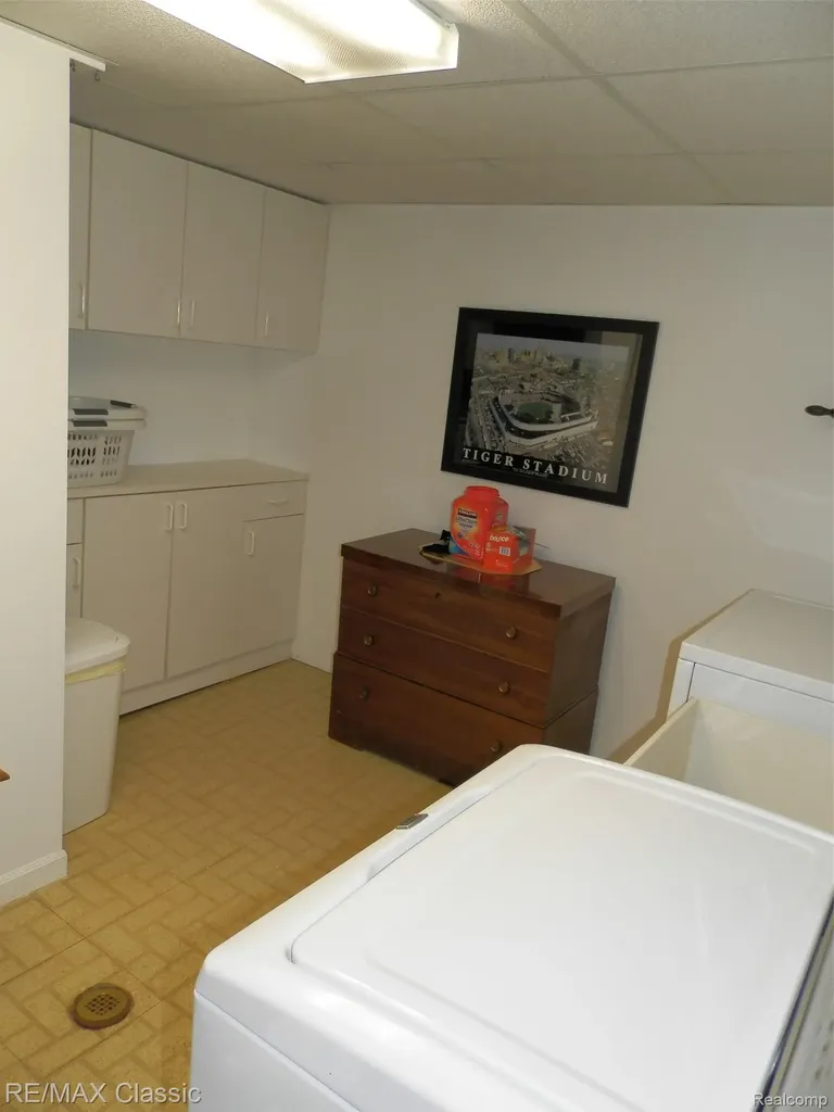 14921 Delaware Avenue Redford Charter Township MI 48239