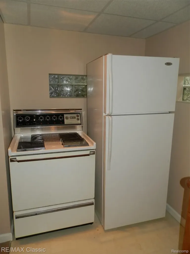 14921 Delaware Avenue Redford Charter Township MI 48239