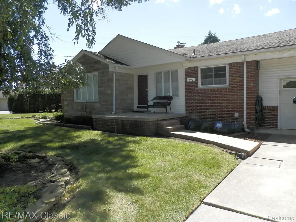14921 Delaware Avenue Redford Charter Township MI 48239