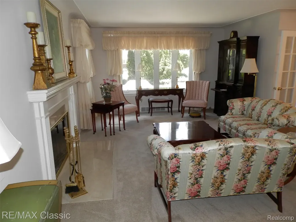 14921 Delaware Avenue Redford Charter Township MI 48239