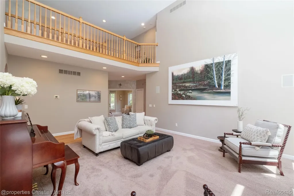 32405 Maria Court Livonia City MI 48152
