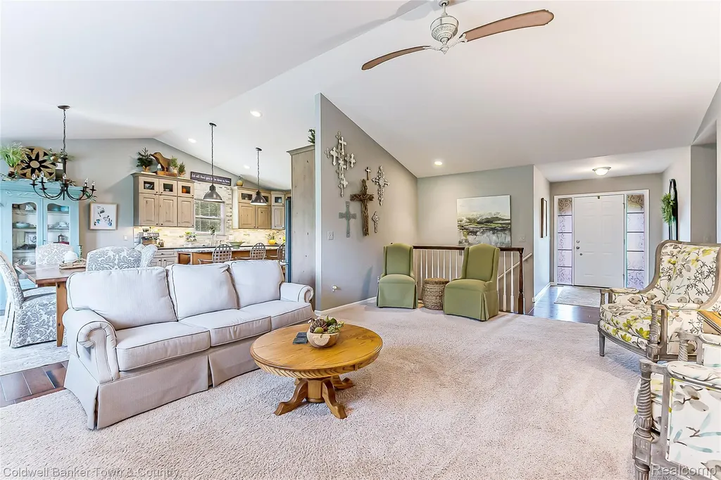 3505 Prescott Drive Howell City MI 48843