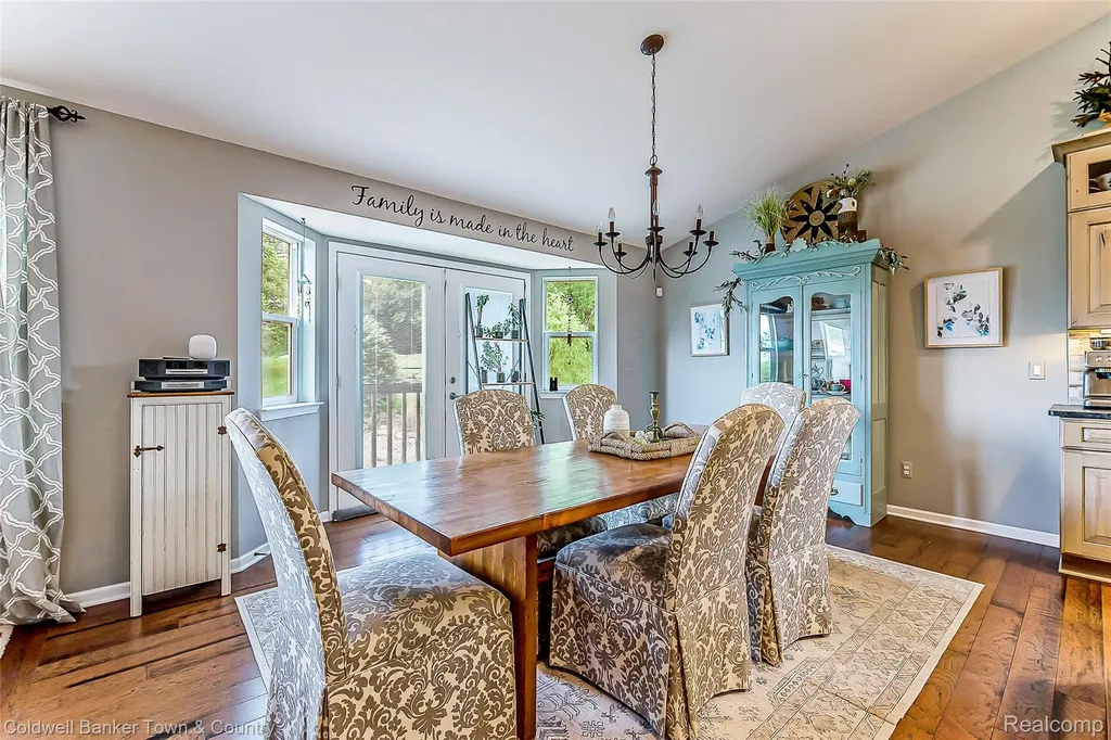 3505 Prescott Drive Howell City MI 48843