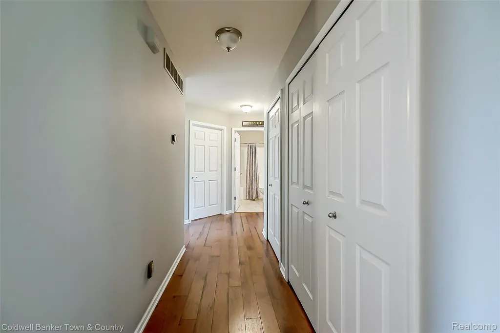 3505 Prescott Drive Howell City MI 48843