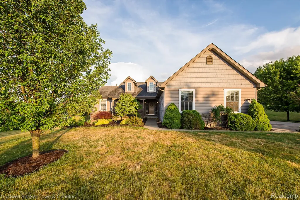 3505 Prescott Drive Howell City MI 48843