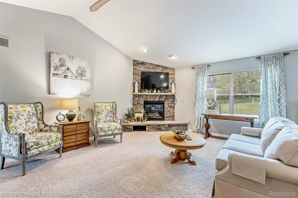 3505 Prescott Drive Howell City MI 48843