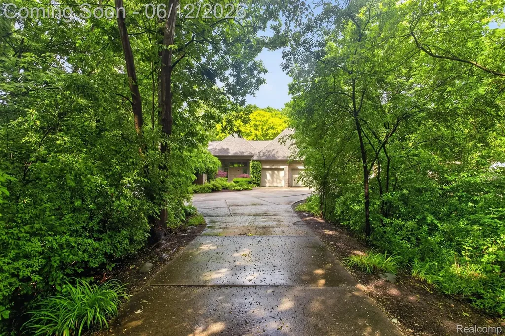 2197 S State Road Davison Township MI 48423