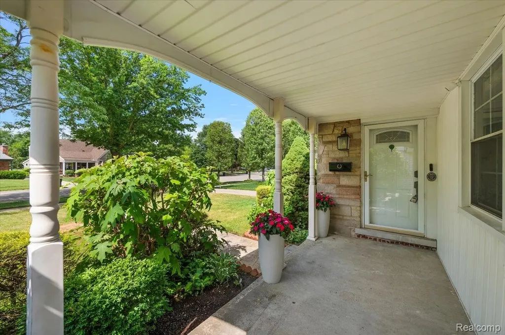 4403 Amherst Road Royal Oak City MI 48073
