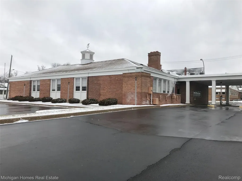 770 E Mt. Morris Street Mt. Morris City MI 48458