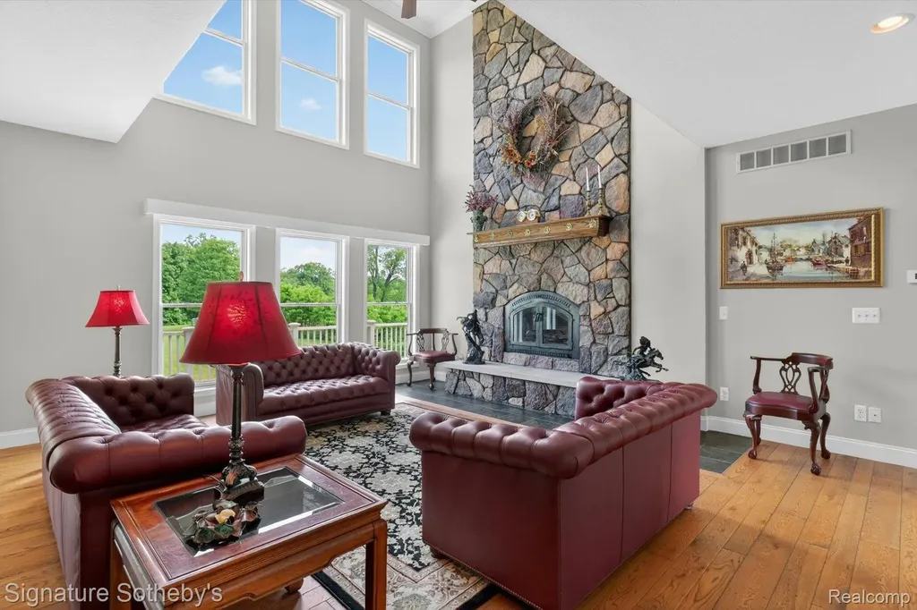 12700 Shaffer Road Springfield Charter Township MI 48350