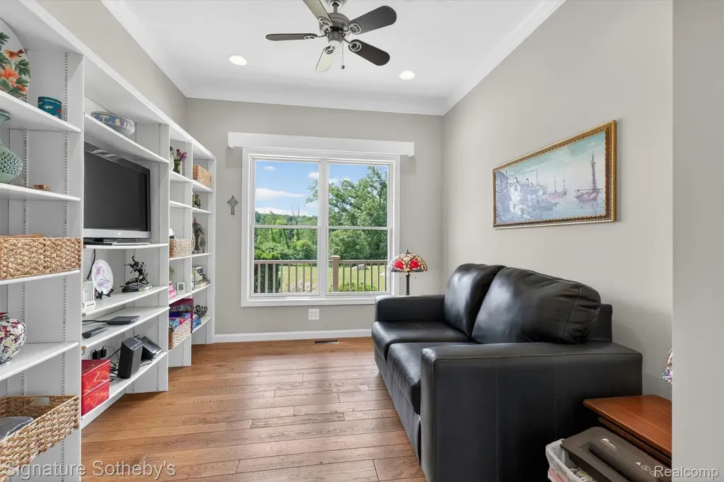 12700 Shaffer Road Springfield Charter Township MI 48350