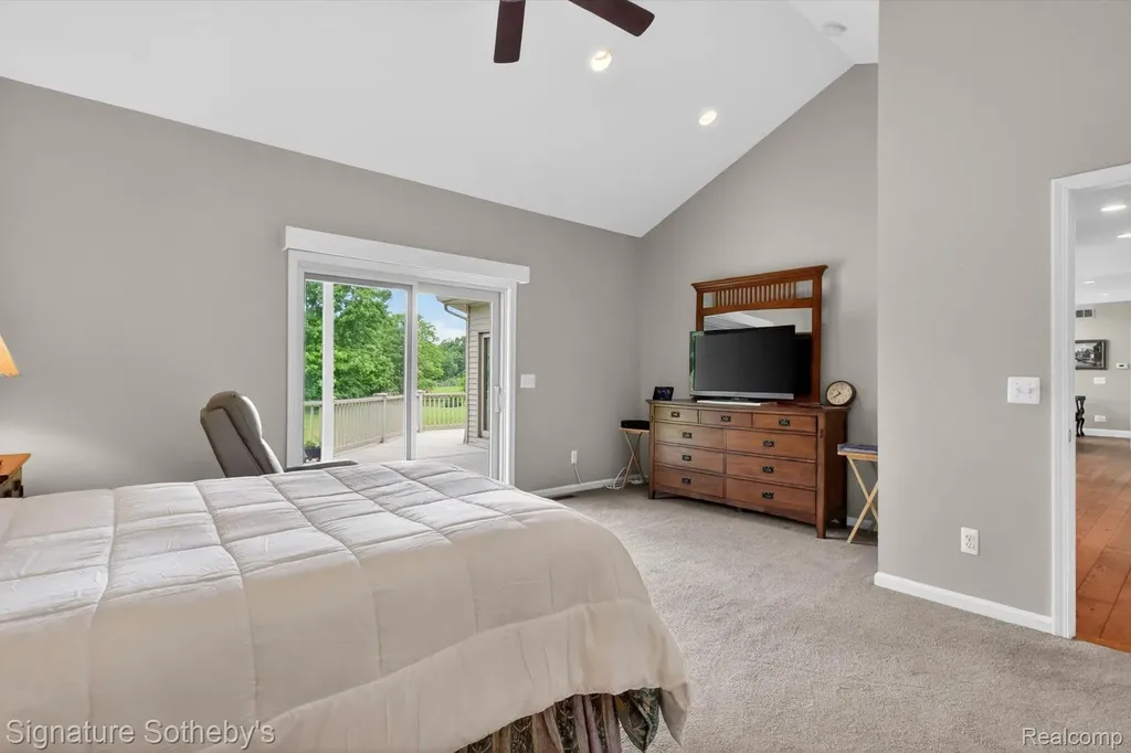 12700 Shaffer Road Springfield Charter Township MI 48350