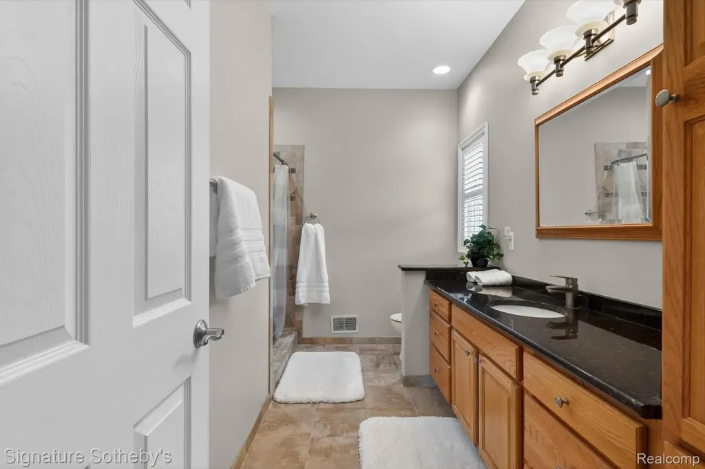 12700 Shaffer Road Springfield Charter Township MI 48350