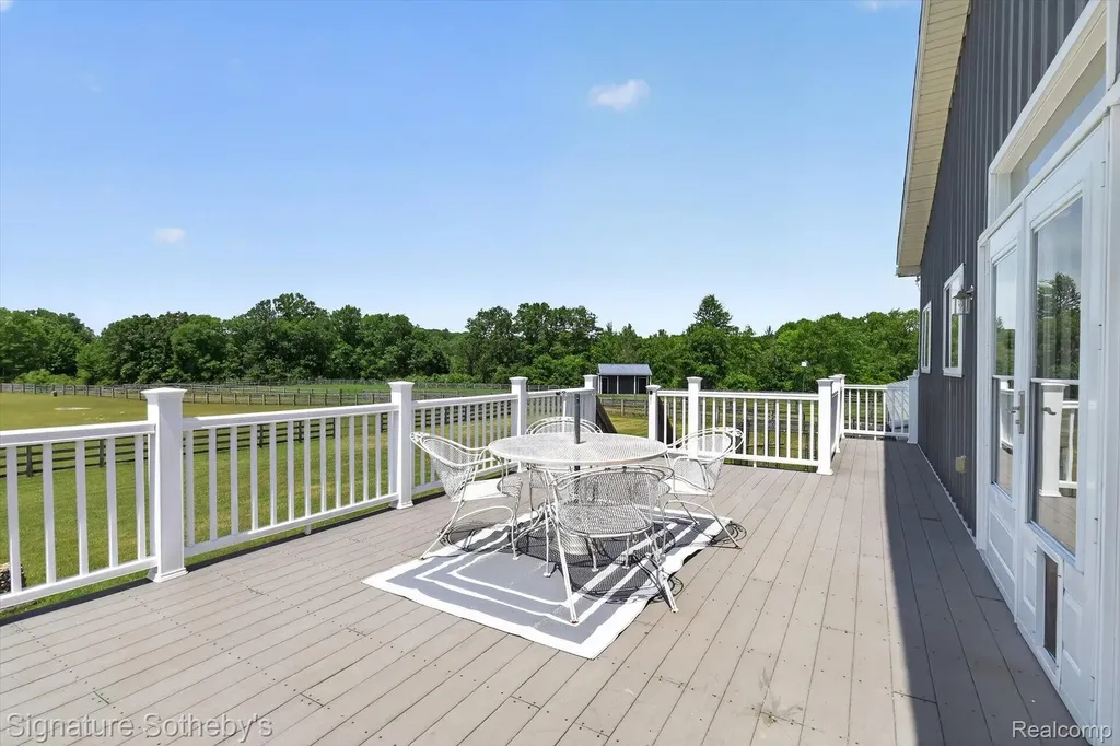 12700 Shaffer Road Springfield Charter Township MI 48350