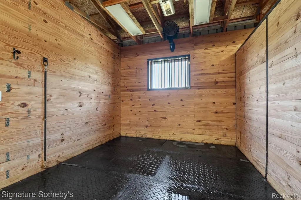 12700 Shaffer Road Springfield Charter Township MI 48350