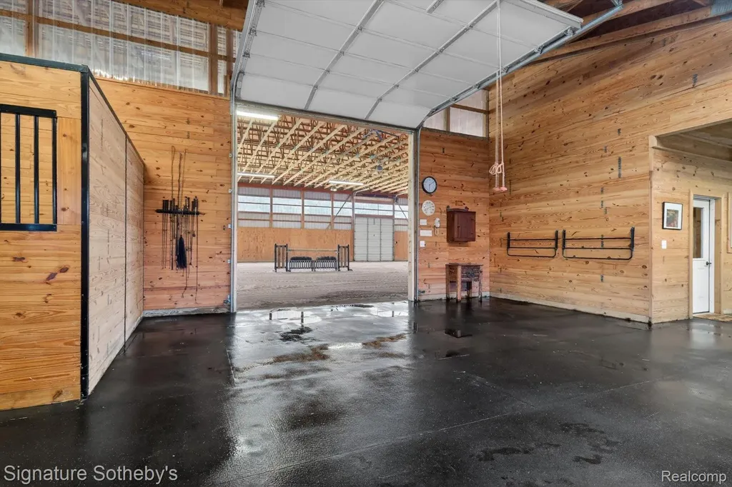 12700 Shaffer Road Springfield Charter Township MI 48350