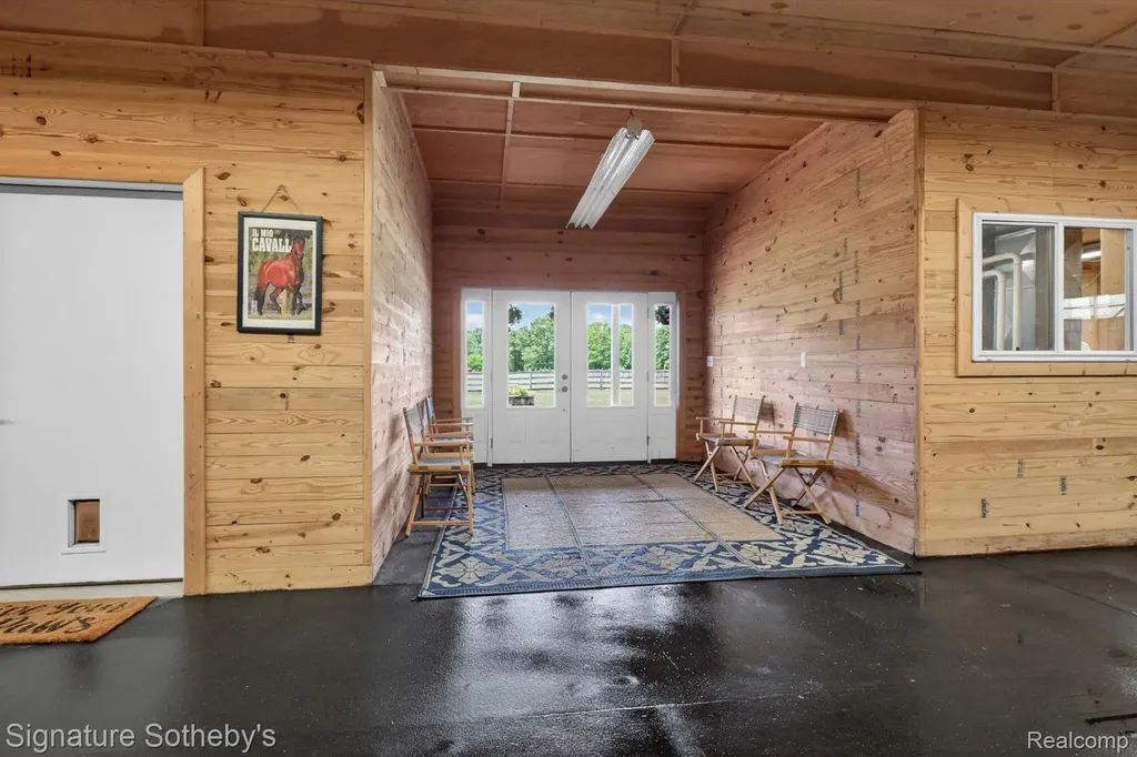 12700 Shaffer Road Springfield Charter Township MI 48350