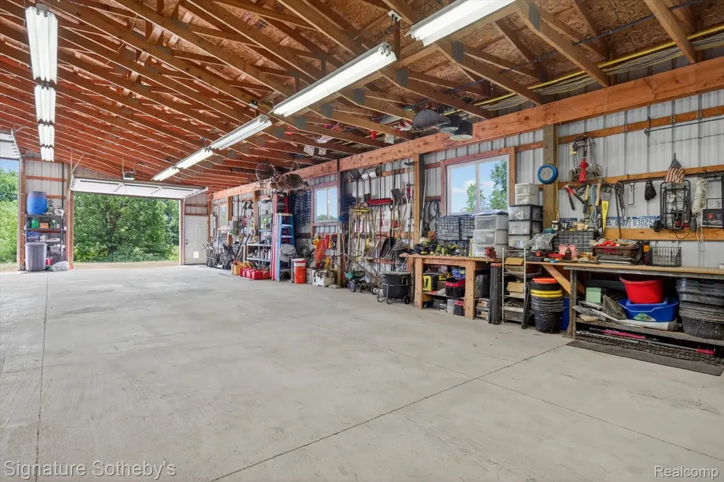 12700 Shaffer Road Springfield Charter Township MI 48350