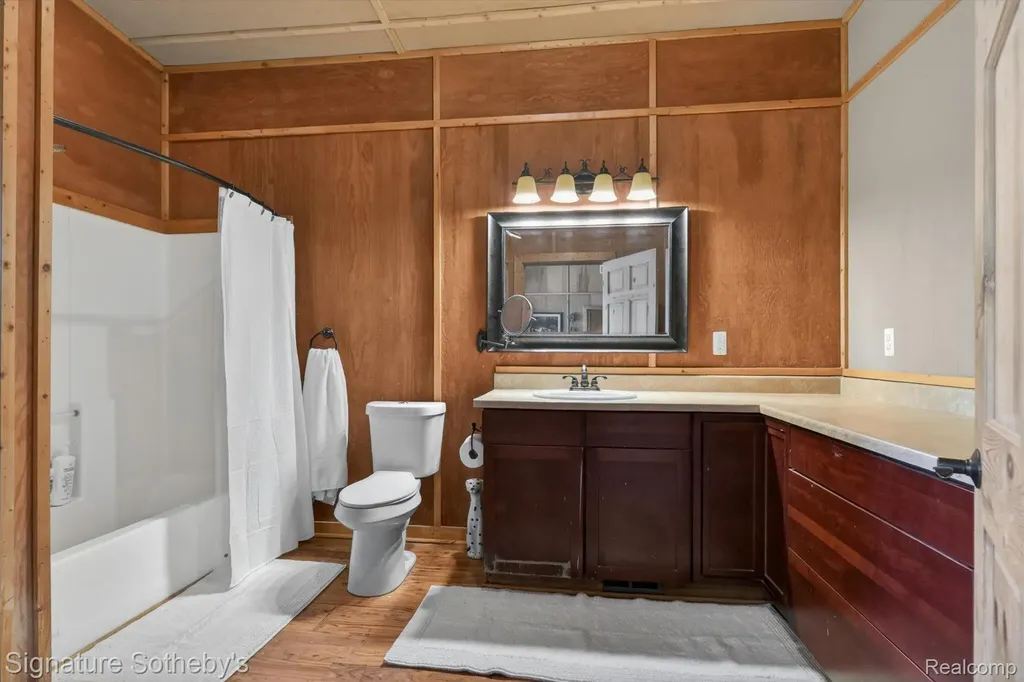 12700 Shaffer Road Springfield Charter Township MI 48350