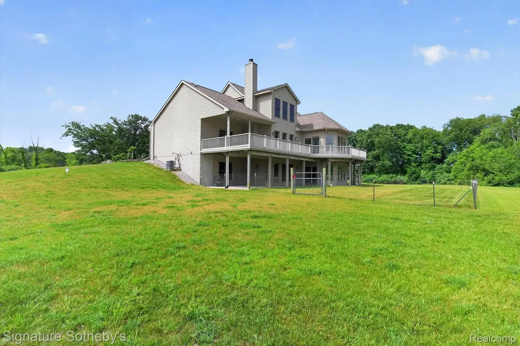 12700 Shaffer Road Springfield Charter Township MI 48350