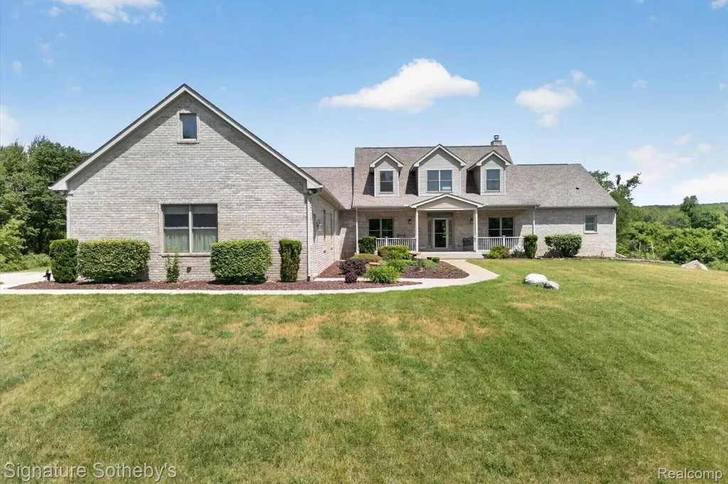 12700 Shaffer Road Springfield Charter Township MI 48350