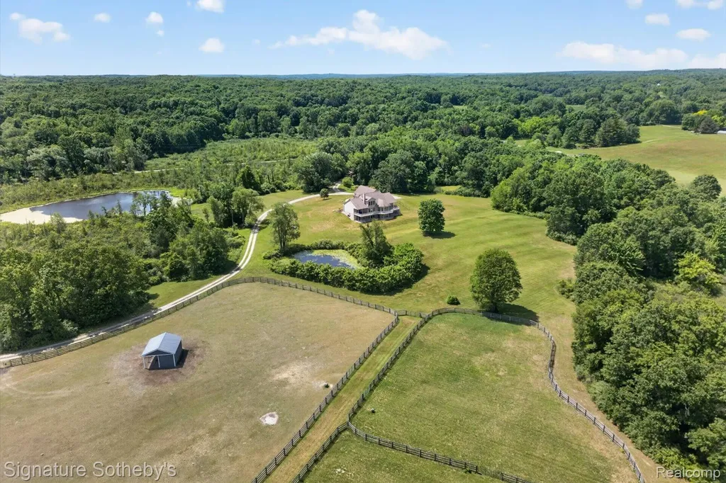 12700 Shaffer Road Springfield Charter Township MI 48350