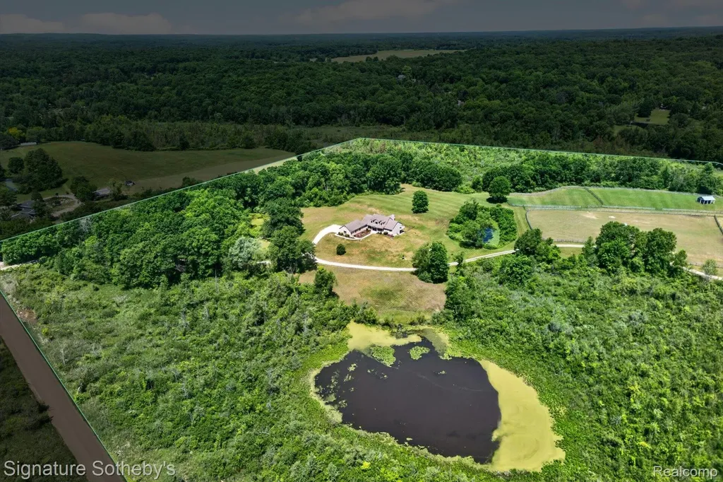 12700 Shaffer Road Springfield Charter Township MI 48350