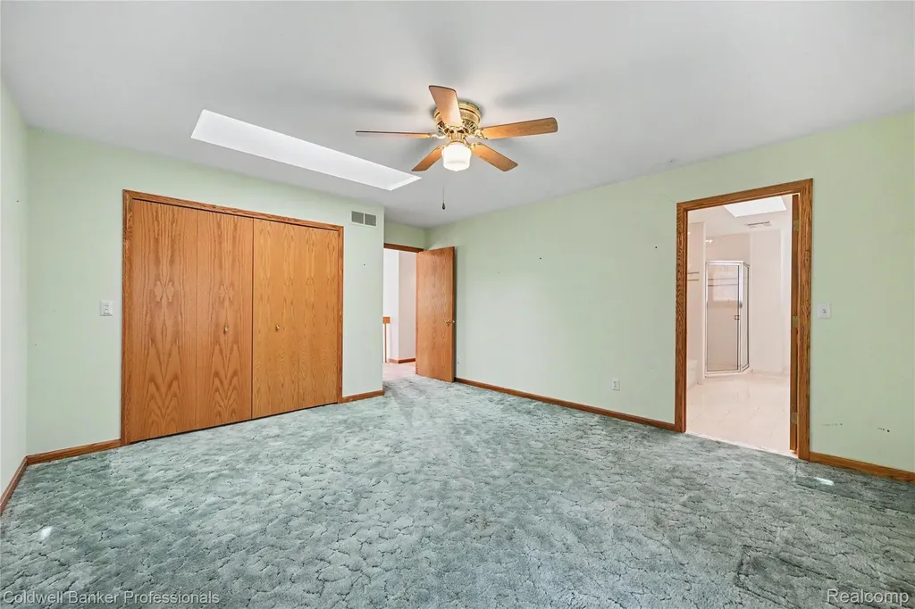 7351 Locklin West Bloomfield Charter Township MI 48324