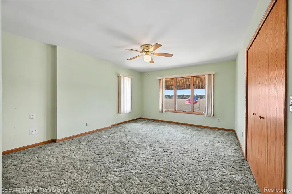 7351 Locklin West Bloomfield Charter Township MI 48324