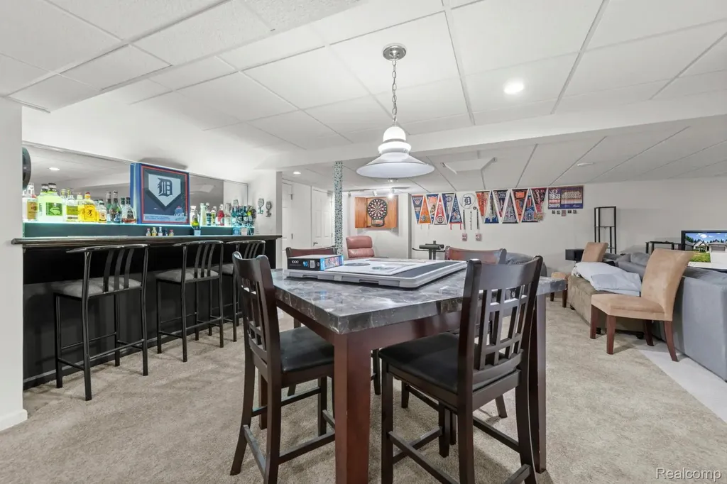 15437 Pebble Pointe Drive Clinton Charter Township MI 48038