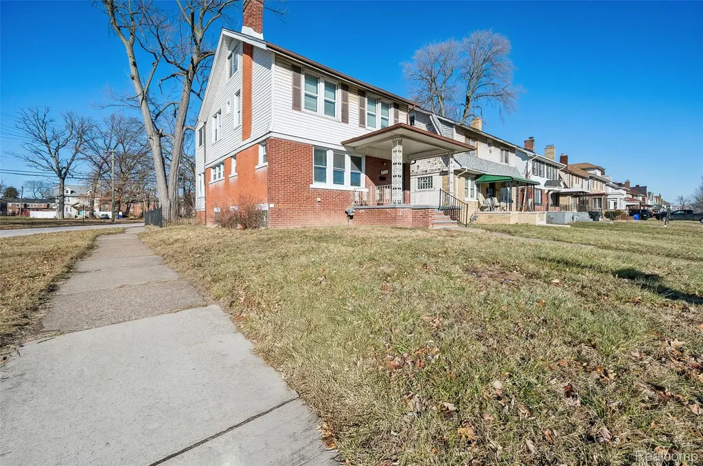 2076 Collingwood Street Detroit City MI 48206