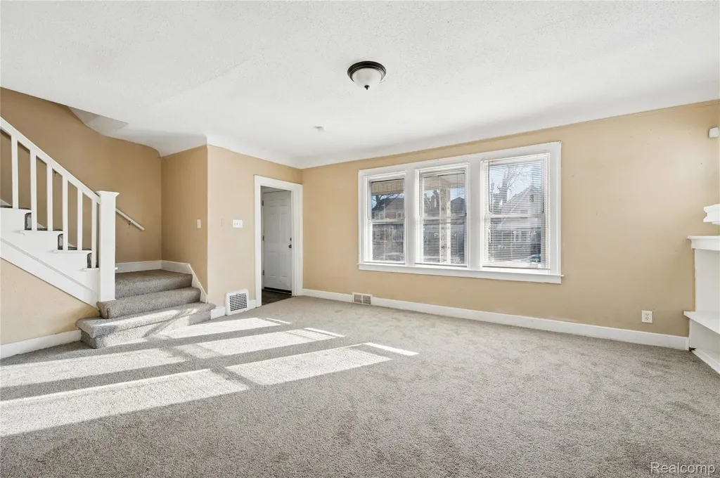 2076 Collingwood Street Detroit City MI 48206