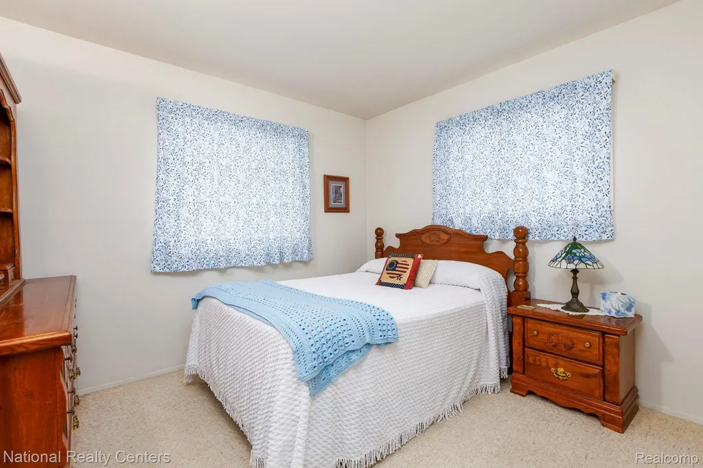 9150 Maplewood Drive White Lake Charter Township MI 48386