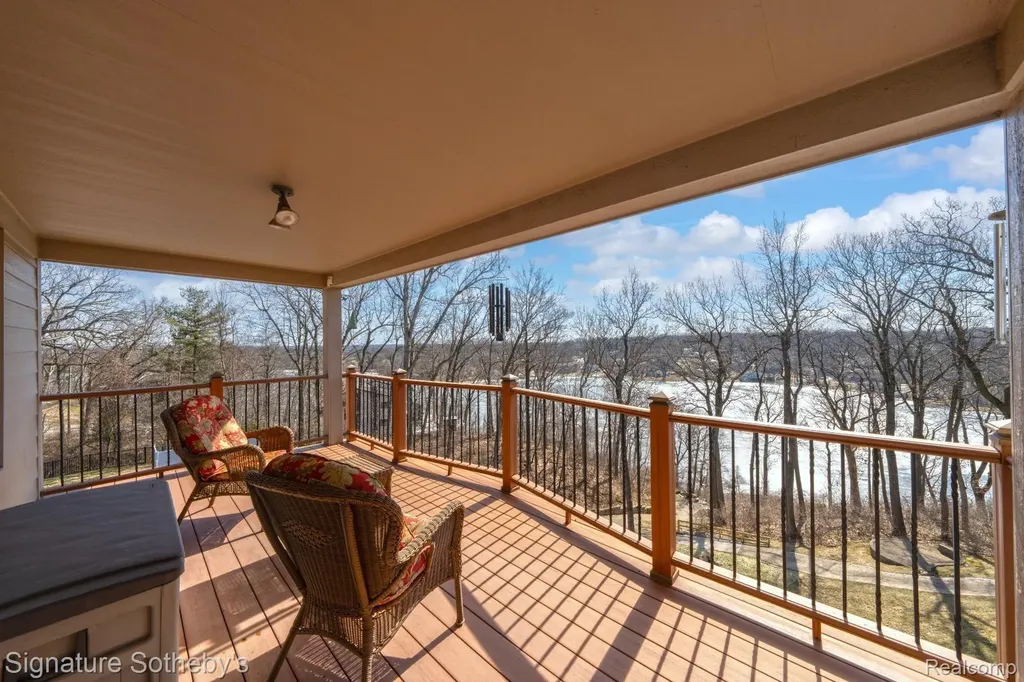 5001 Forest Valley Independence Charter Township MI 48348