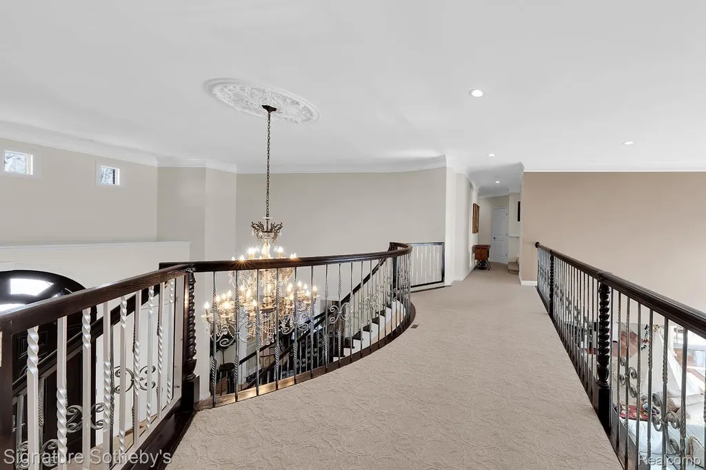 5001 Forest Valley Independence Charter Township MI 48348