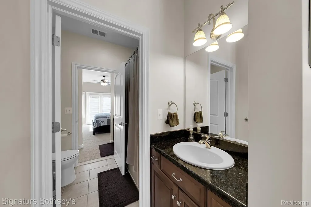 5001 Forest Valley Independence Charter Township MI 48348