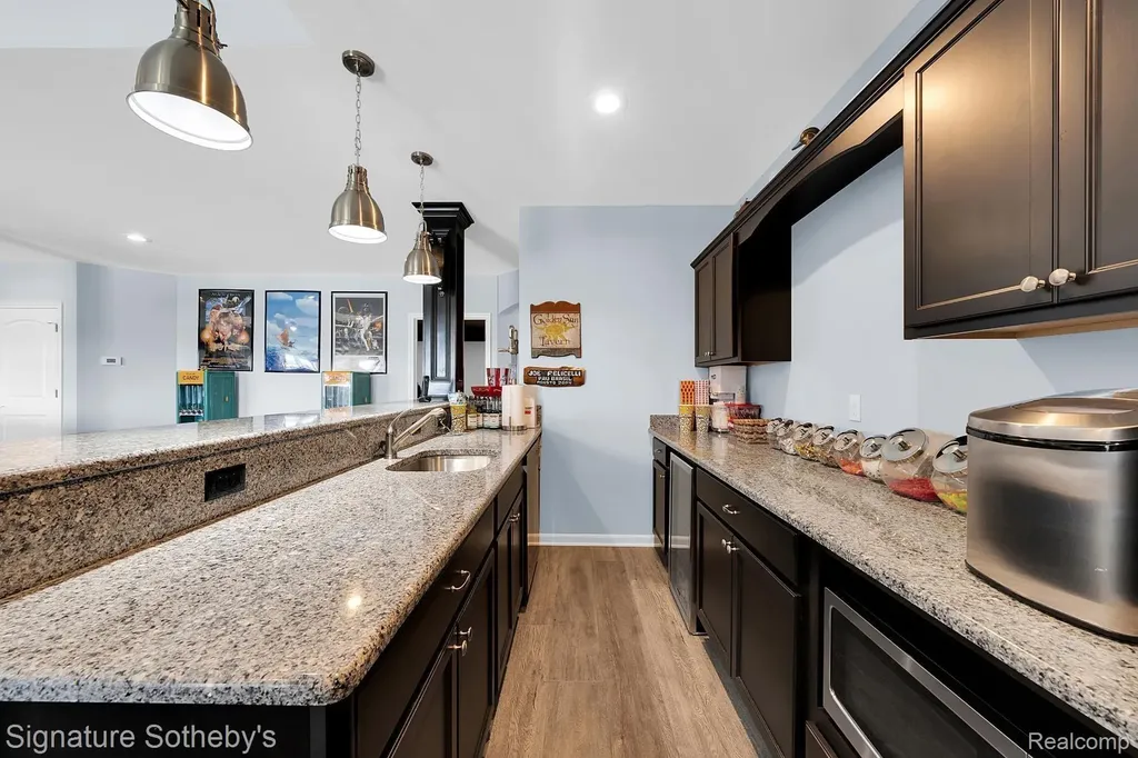 5001 Forest Valley Independence Charter Township MI 48348