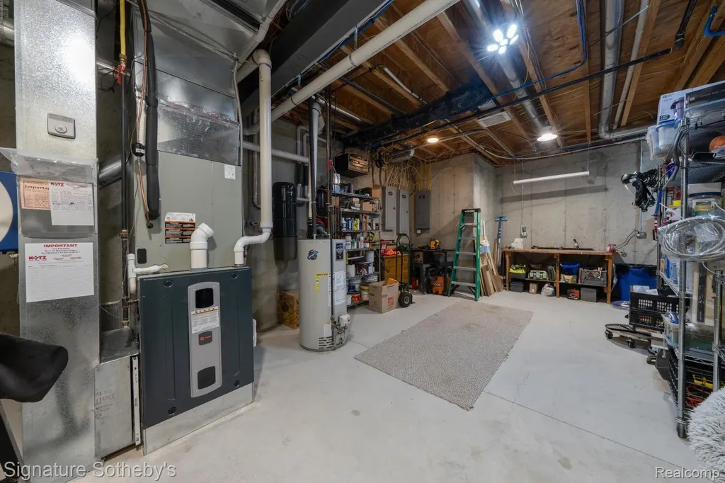 5001 Forest Valley Independence Charter Township MI 48348